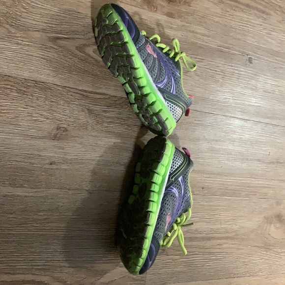 Kids shoes 13T - Picture 3 of 4